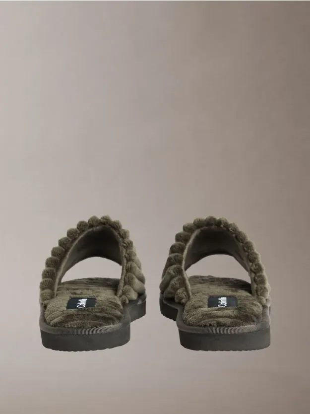 Beluga شبشب مبطن ناعم من قماش كوردروي