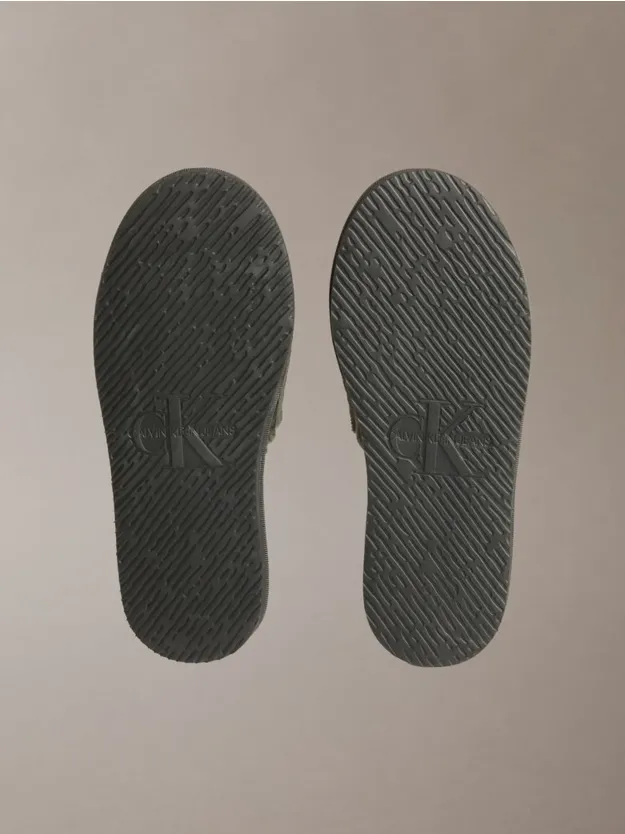 Beluga شبشب مبطن ناعم من قماش كوردروي